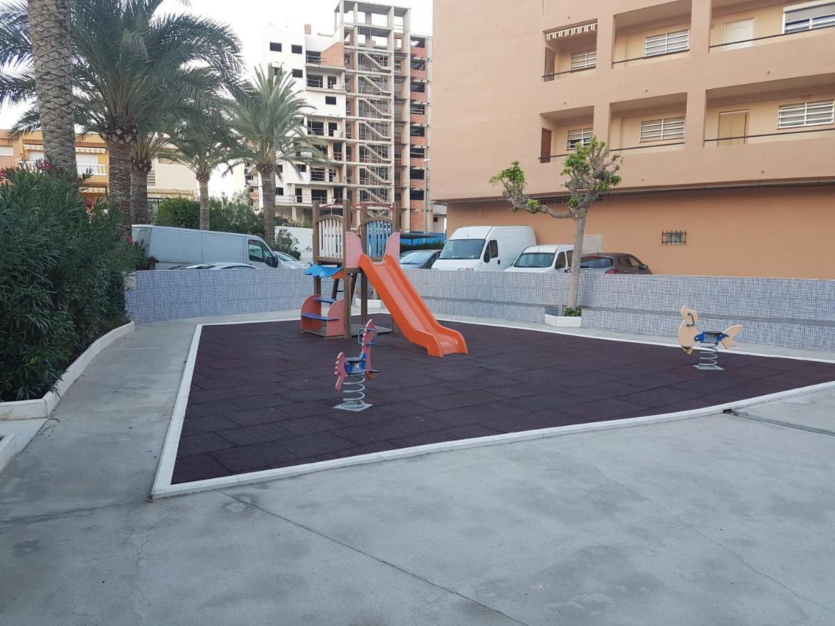 Apartamento Barbacoa, Piscina Y Playa Puebla de Farnals Exterior foto